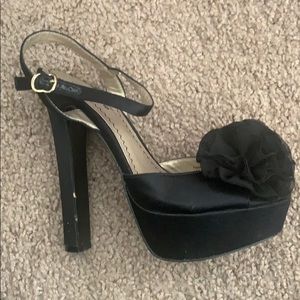 BP black heel